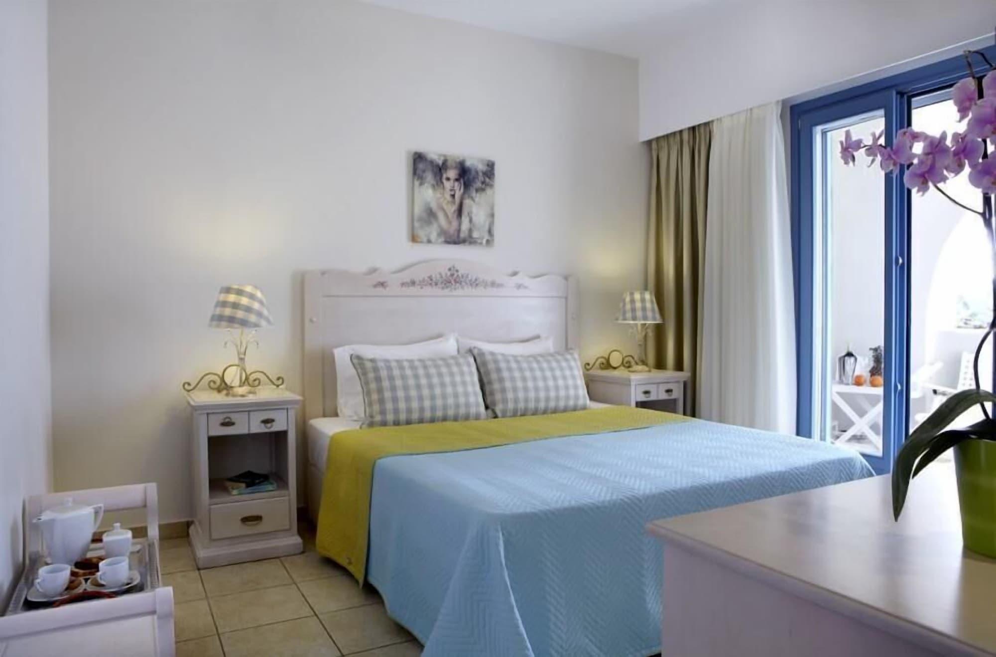 איוס פרוקופיוס Mitos Suites מראה חיצוני תמונה