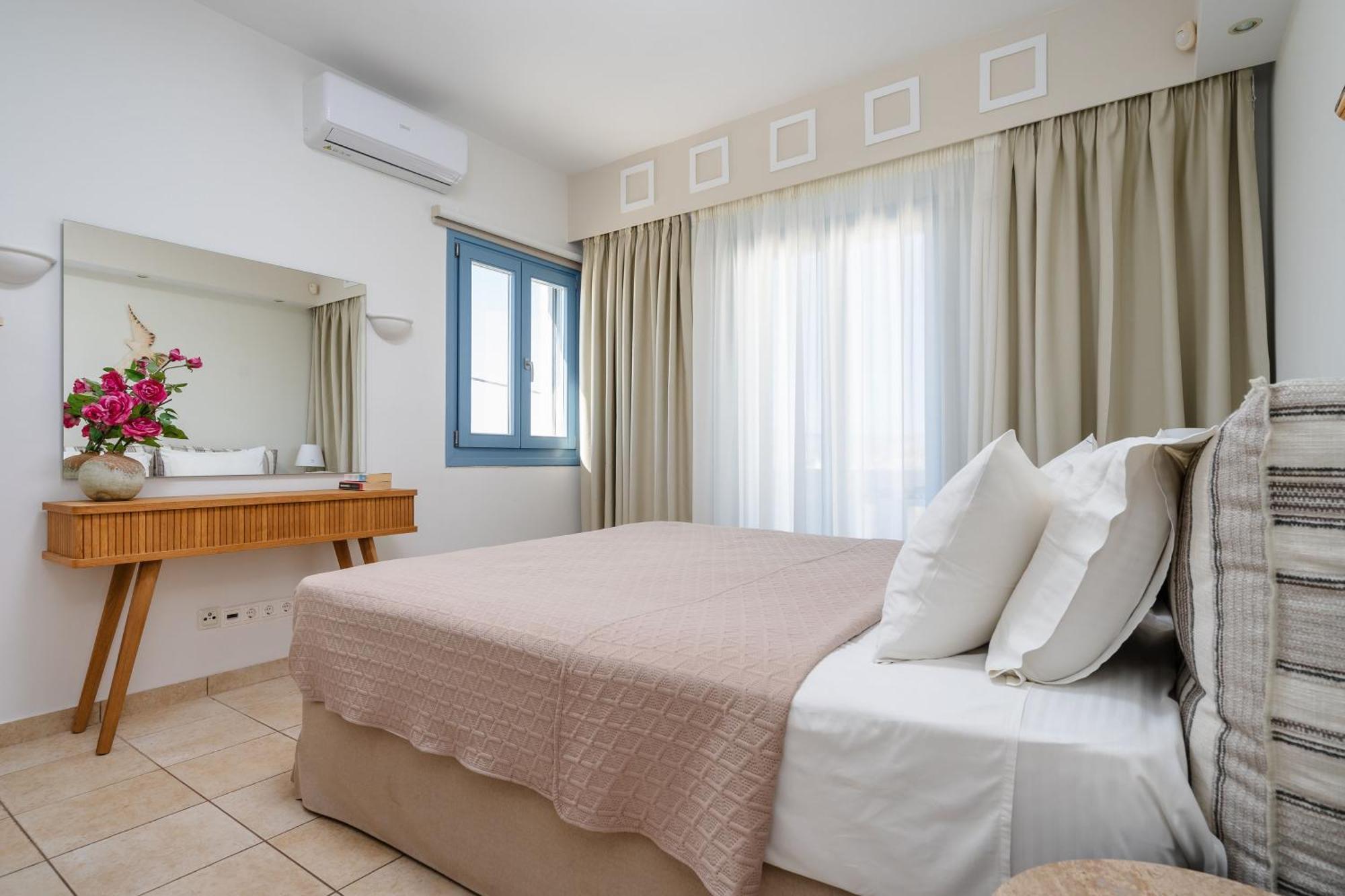איוס פרוקופיוס Mitos Suites מראה חיצוני תמונה