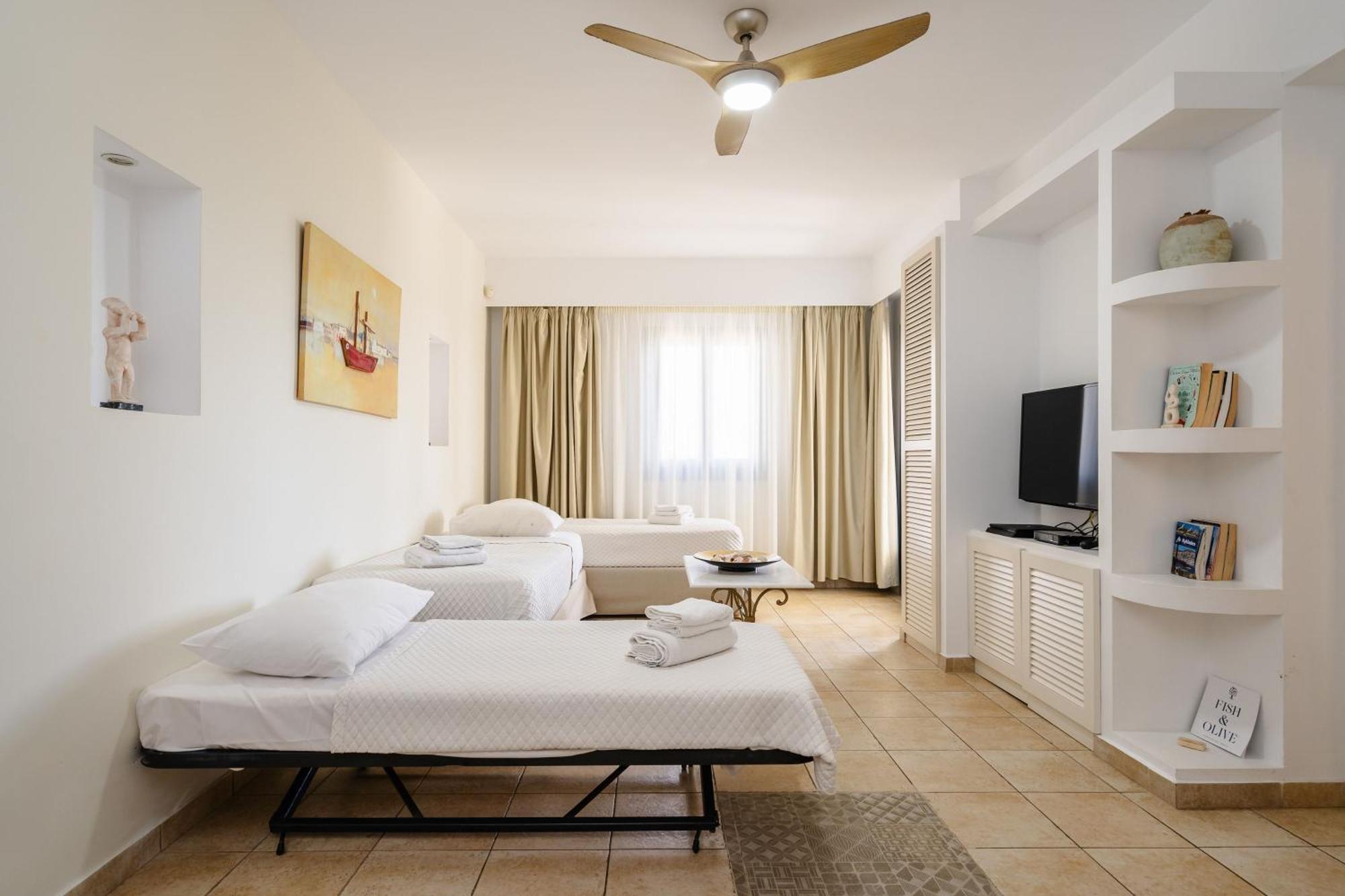 איוס פרוקופיוס Mitos Suites מראה חיצוני תמונה
