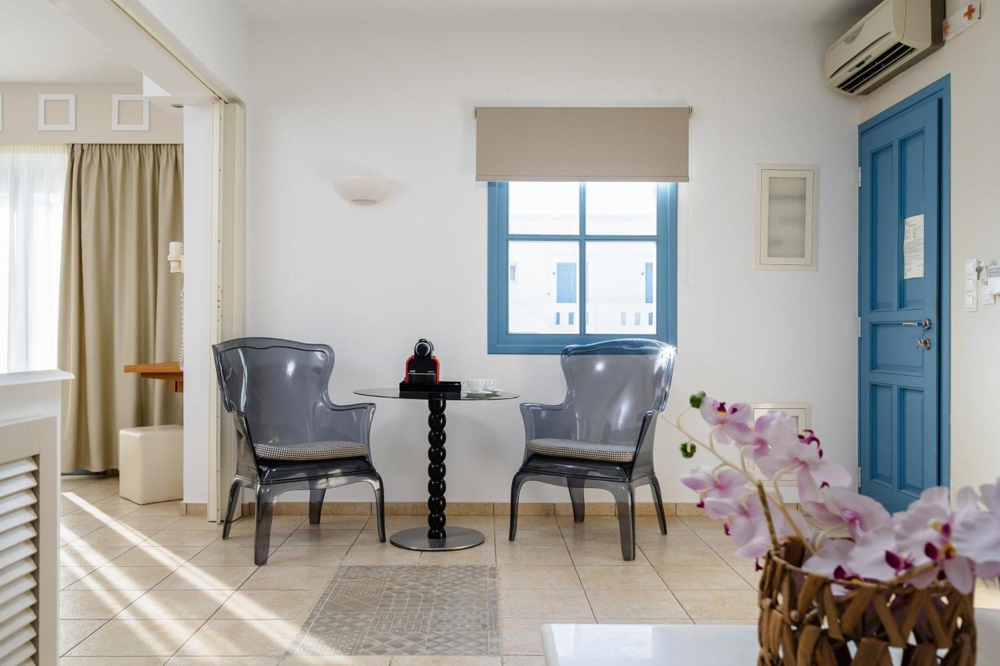 איוס פרוקופיוס Mitos Suites מראה חיצוני תמונה