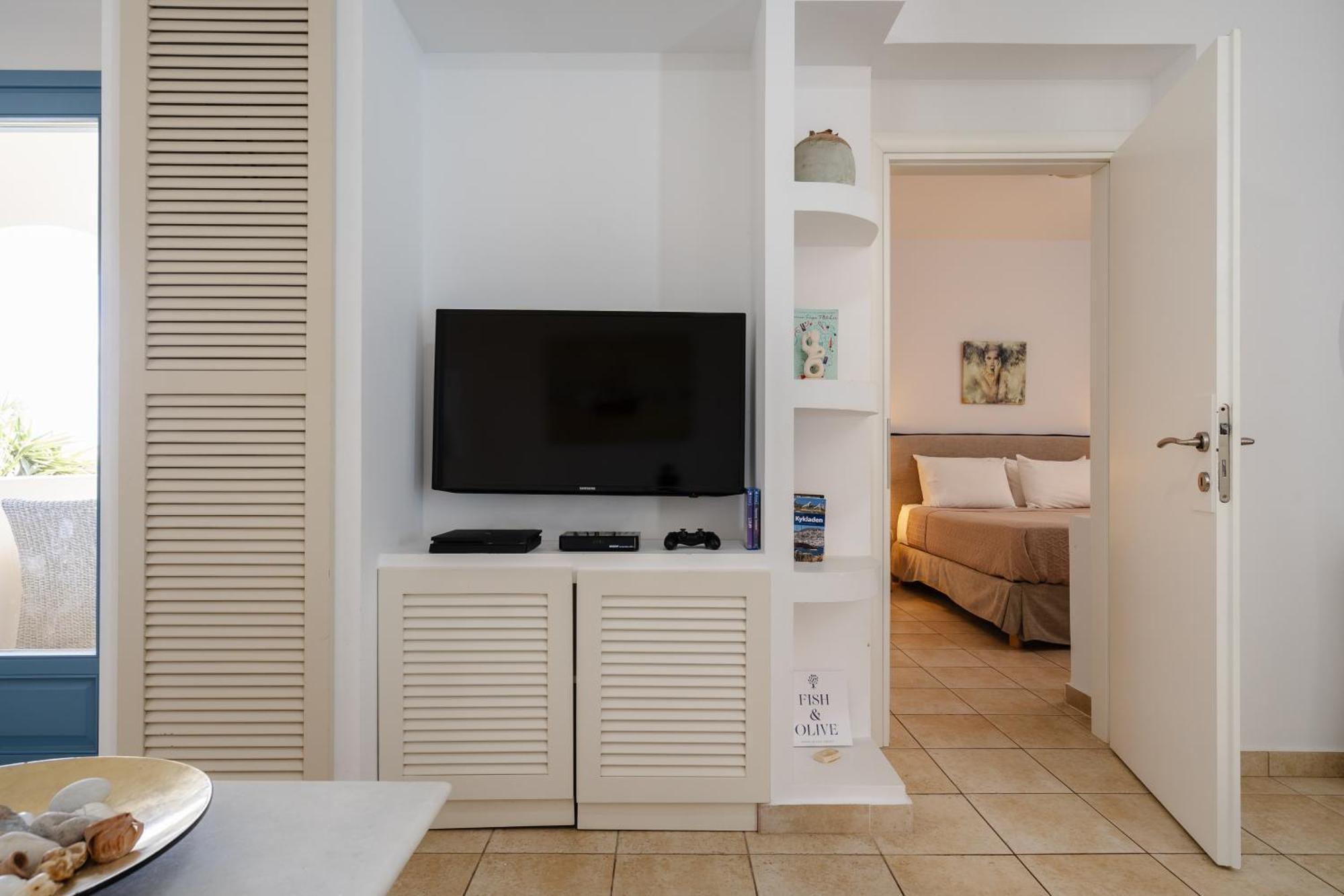 איוס פרוקופיוס Mitos Suites מראה חיצוני תמונה